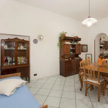 Elia's House Apartment *